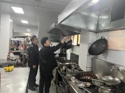 強化餐飲油煙單位管理，助力打贏藍天保衛戰