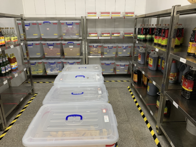 餐飲中心有序做好開學初準備工作 全力保障師生就餐安全